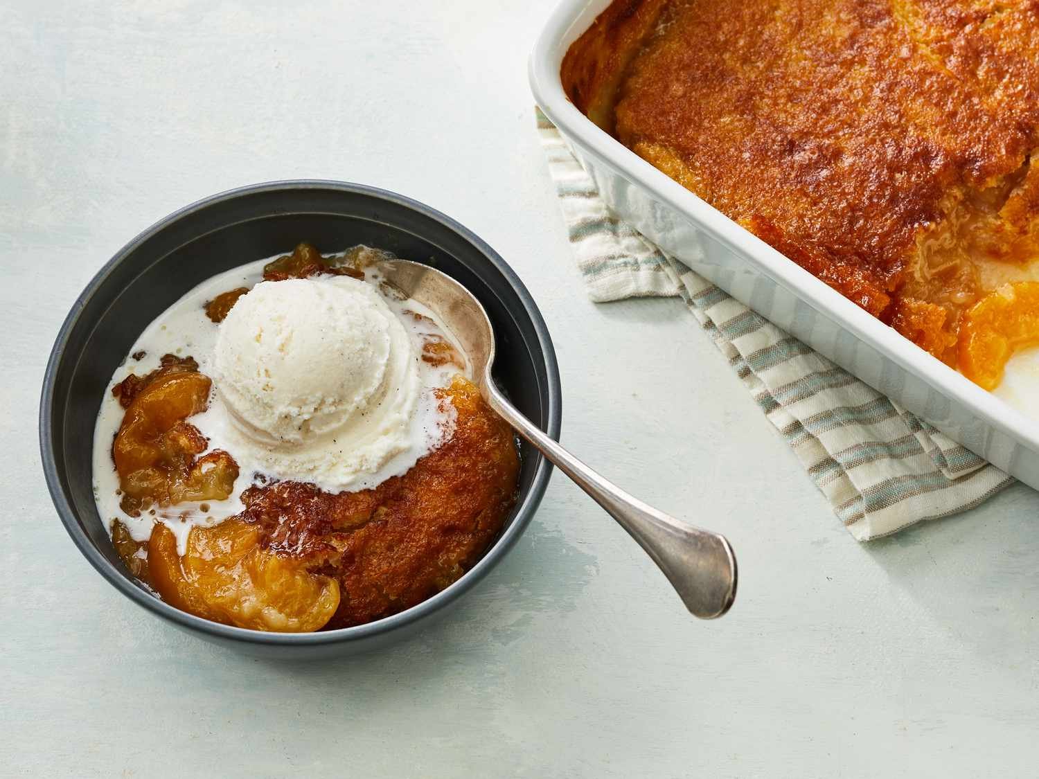 Fresh Peach Cobbler Recipe: A Delicious Classic